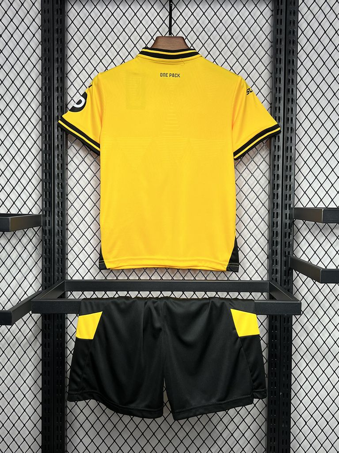 Kit Criança Wolverampthon Principal 2024/25 2