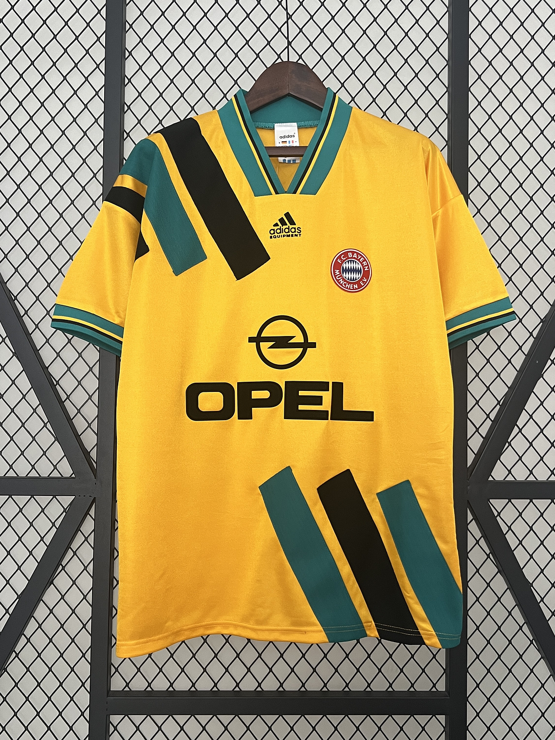 Bayern Munique Alternatriva 1993/95 1