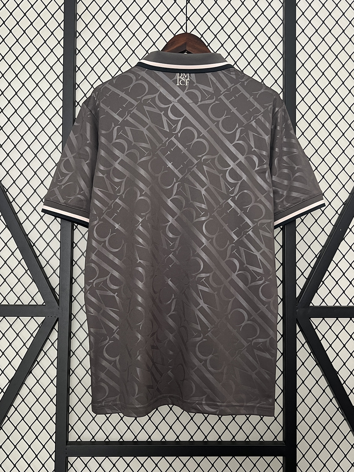 Camisola Real Madrid Terceira 2024/25 3