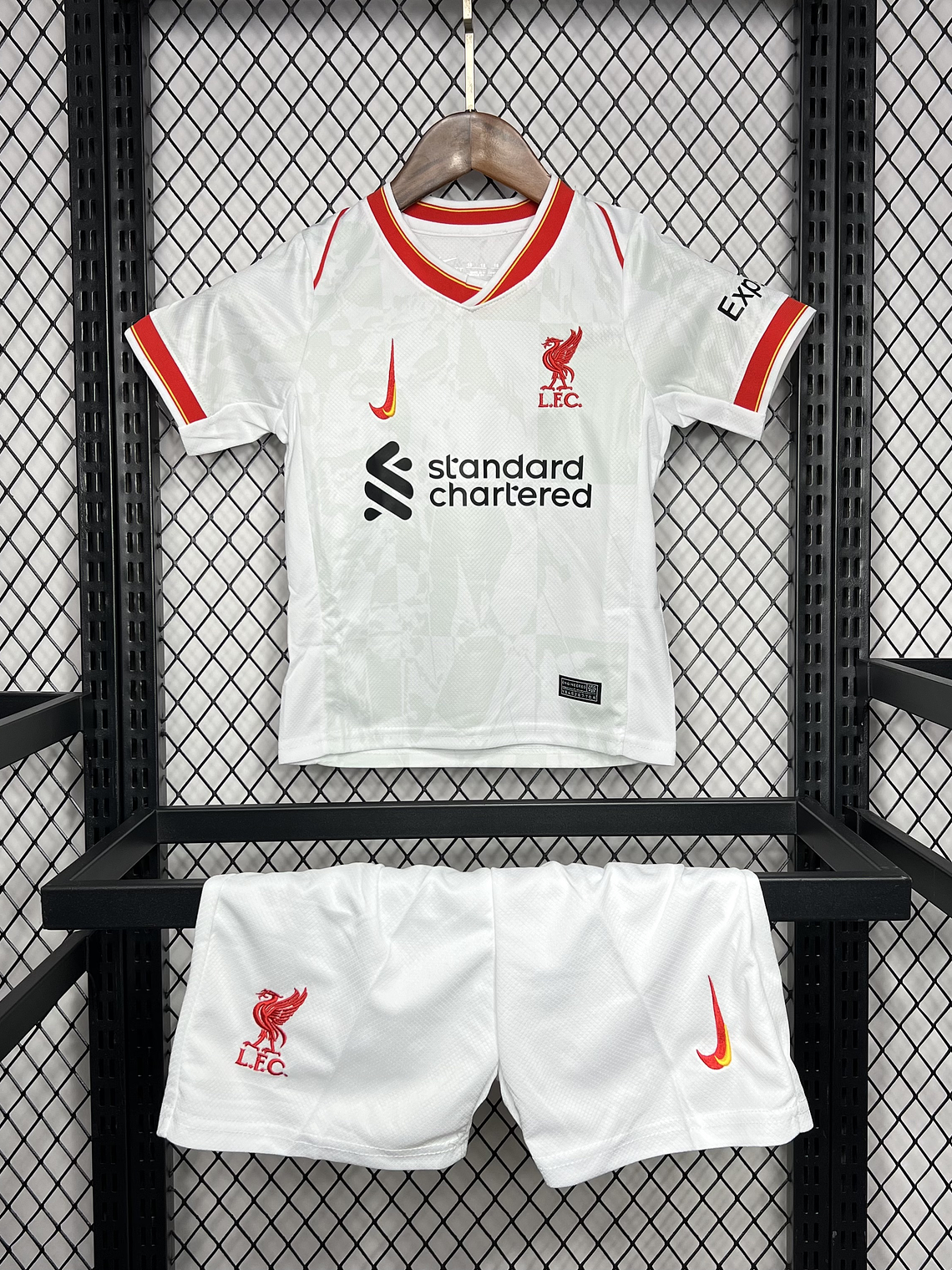 Kit Criança Liverpool Terceiro 2024/25 1