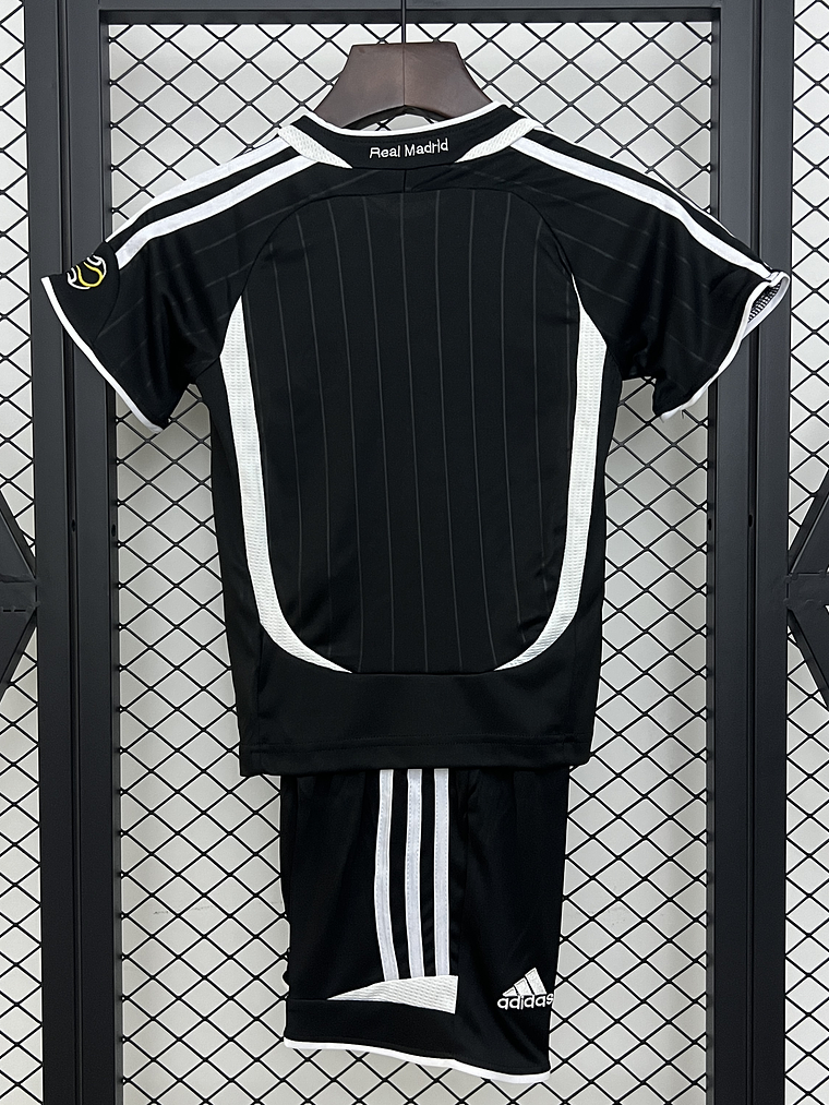 Kit Criança Real Madrid Alternativa 2006/07 2