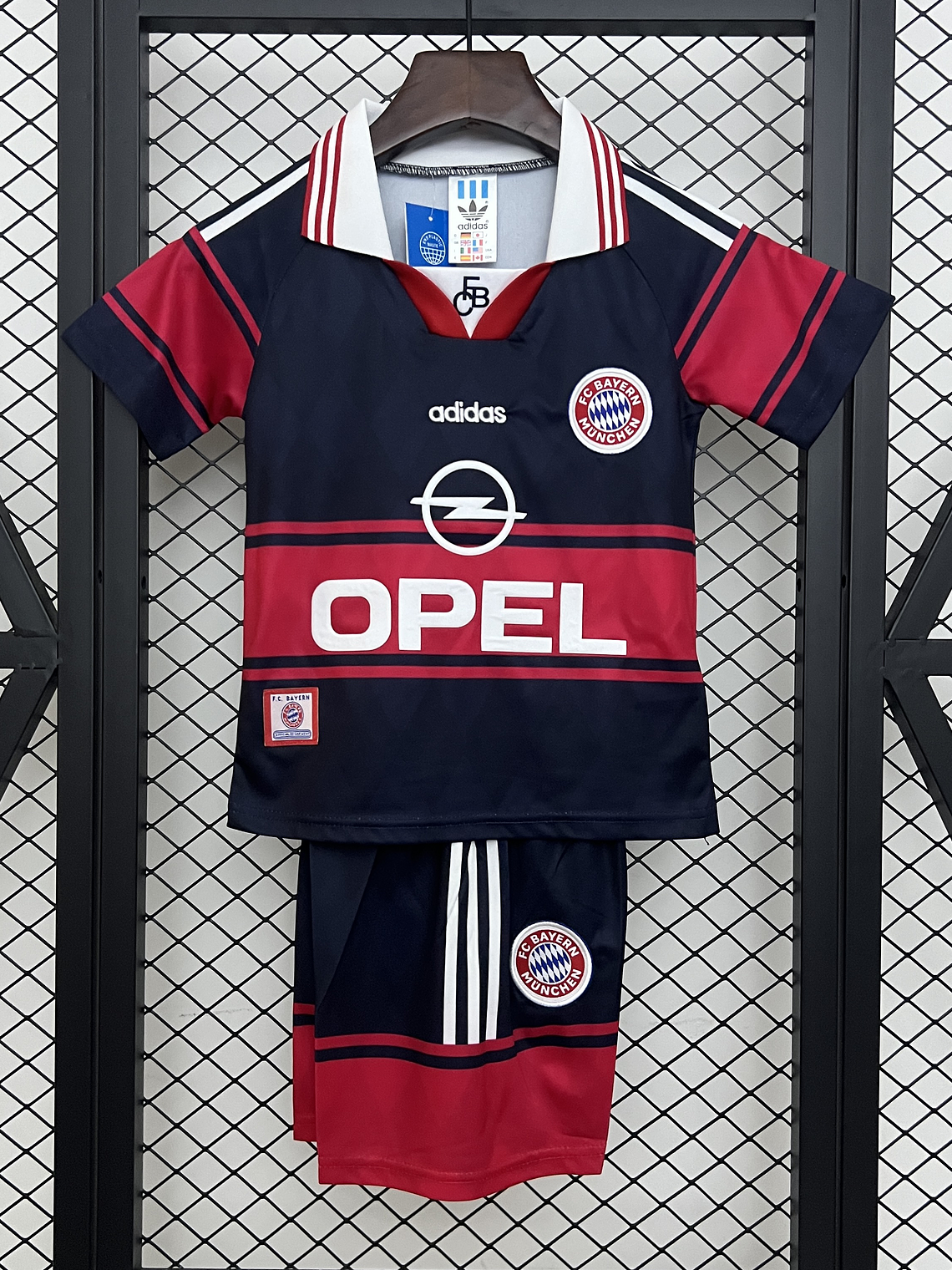 Kit Criança Bayern Munique Principal 1997/99 1