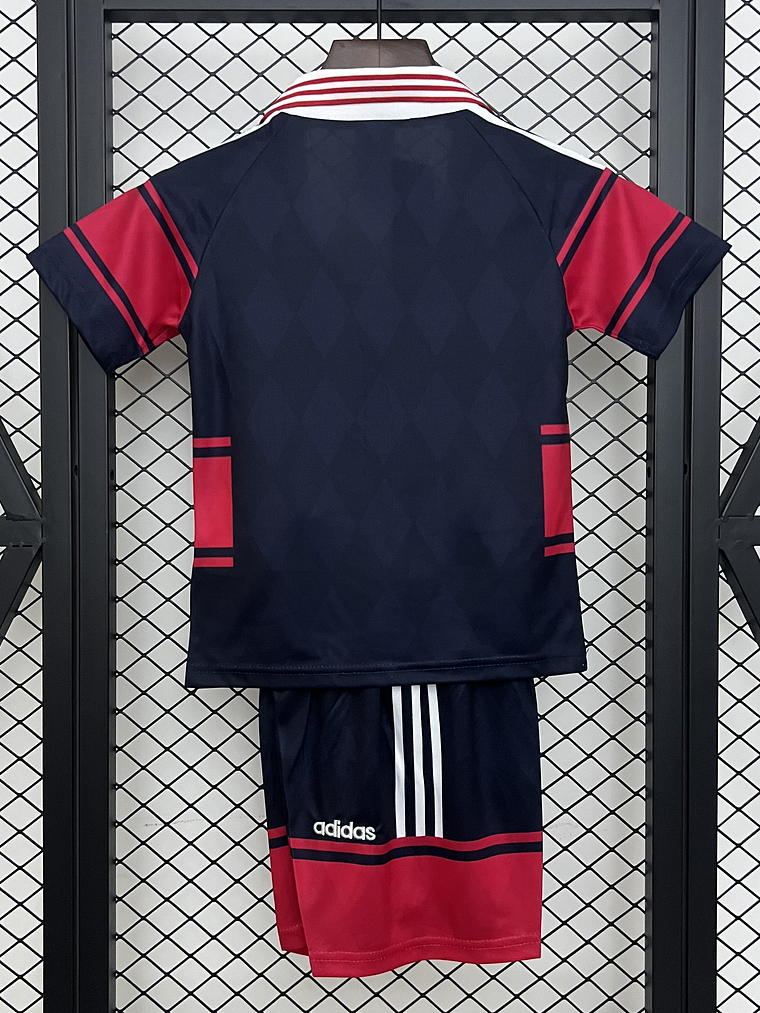 Kit Criança Bayern Munique Principal 1997/99 2