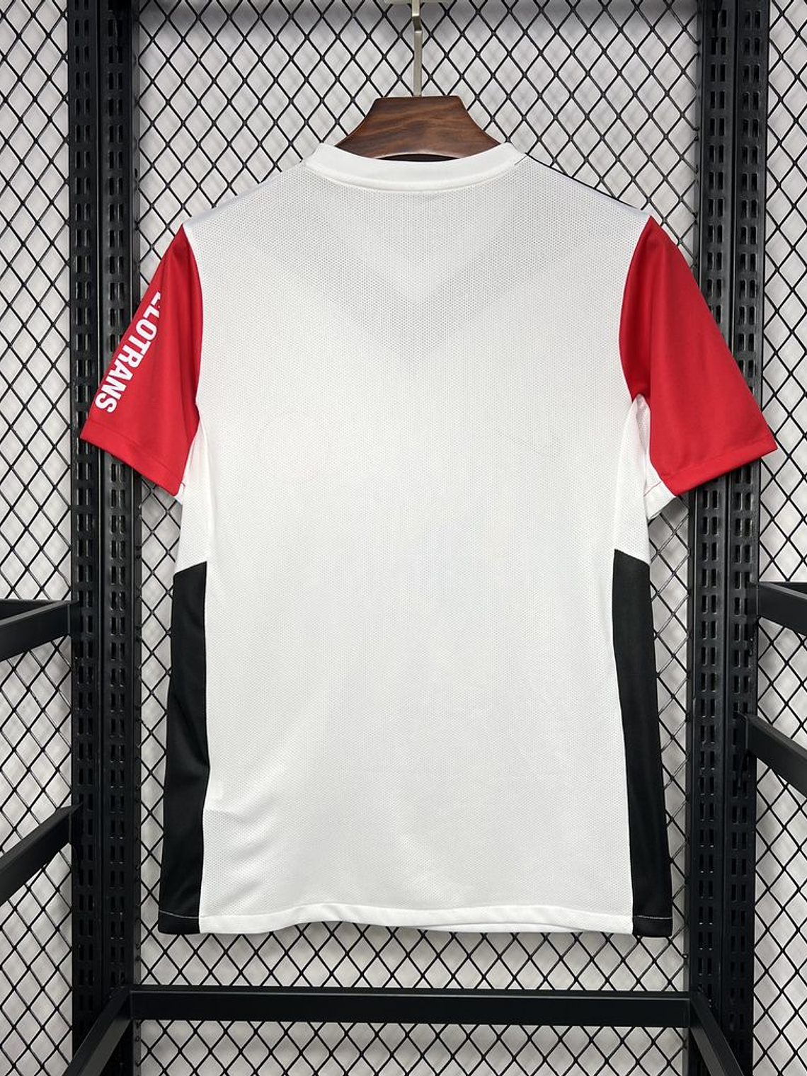 Camisola Eintracht Frankfurt Principal 2024/25 3