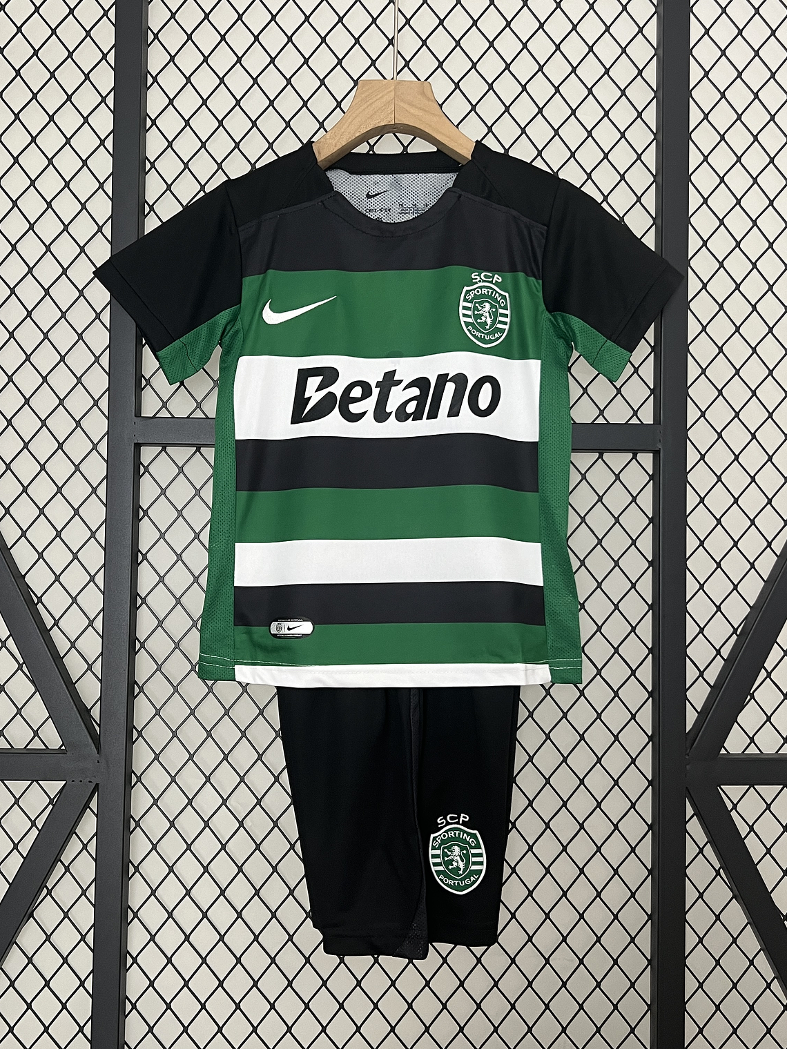 Kit Criança Sporting Principal 2024/25 1