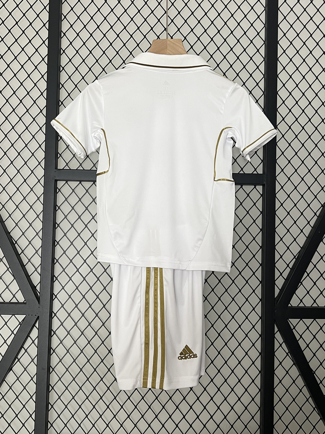 Kit Criança Real Madrid Principal 2011/12 2