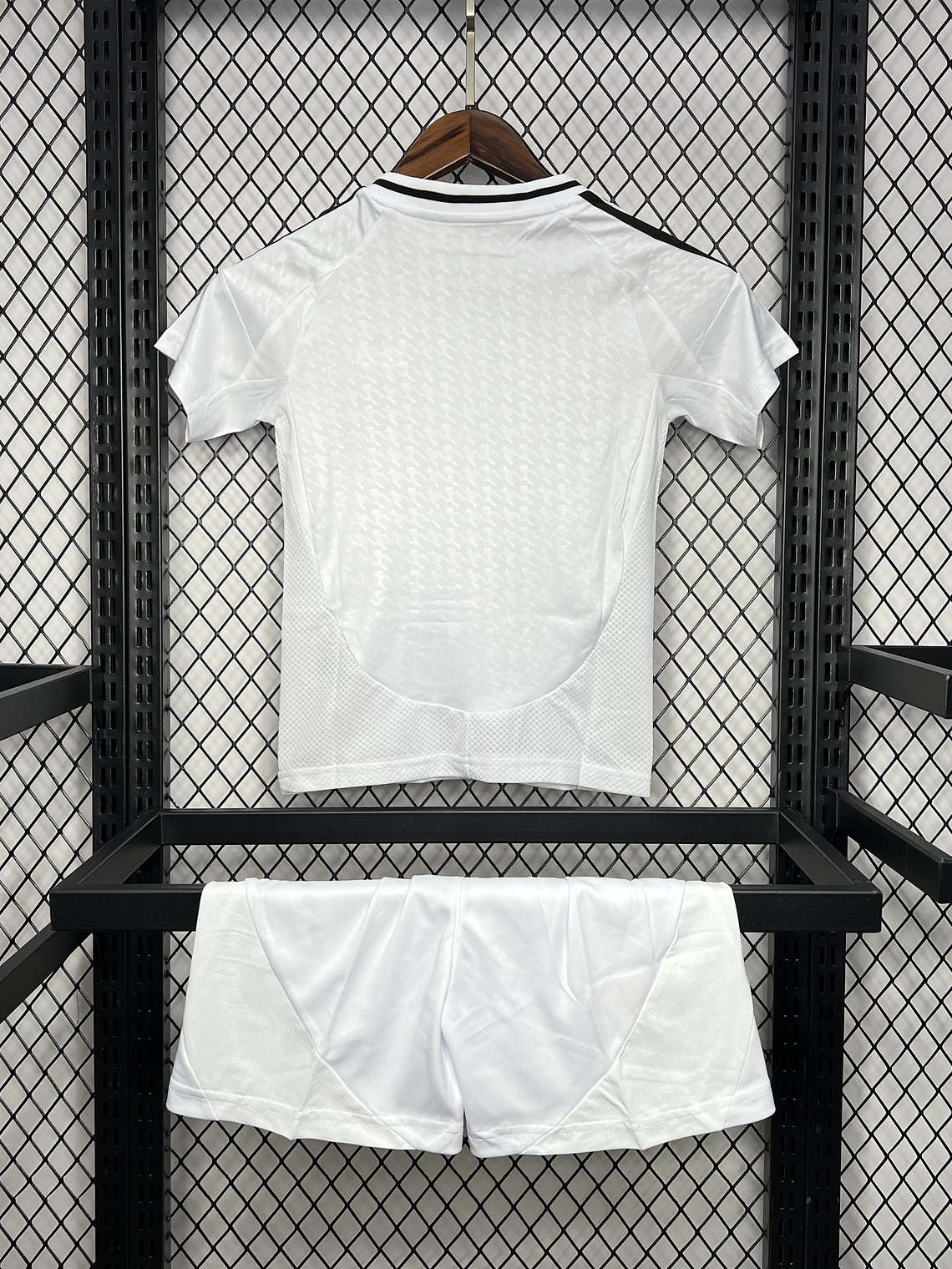 Kit Criança Real Madrid Principal 2024/25 2