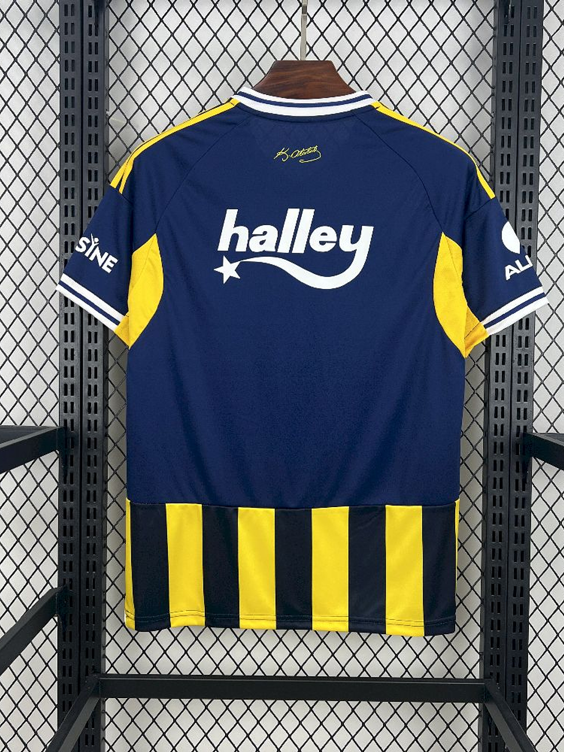 Camisola Fenerbahce Principal 2025/26 3