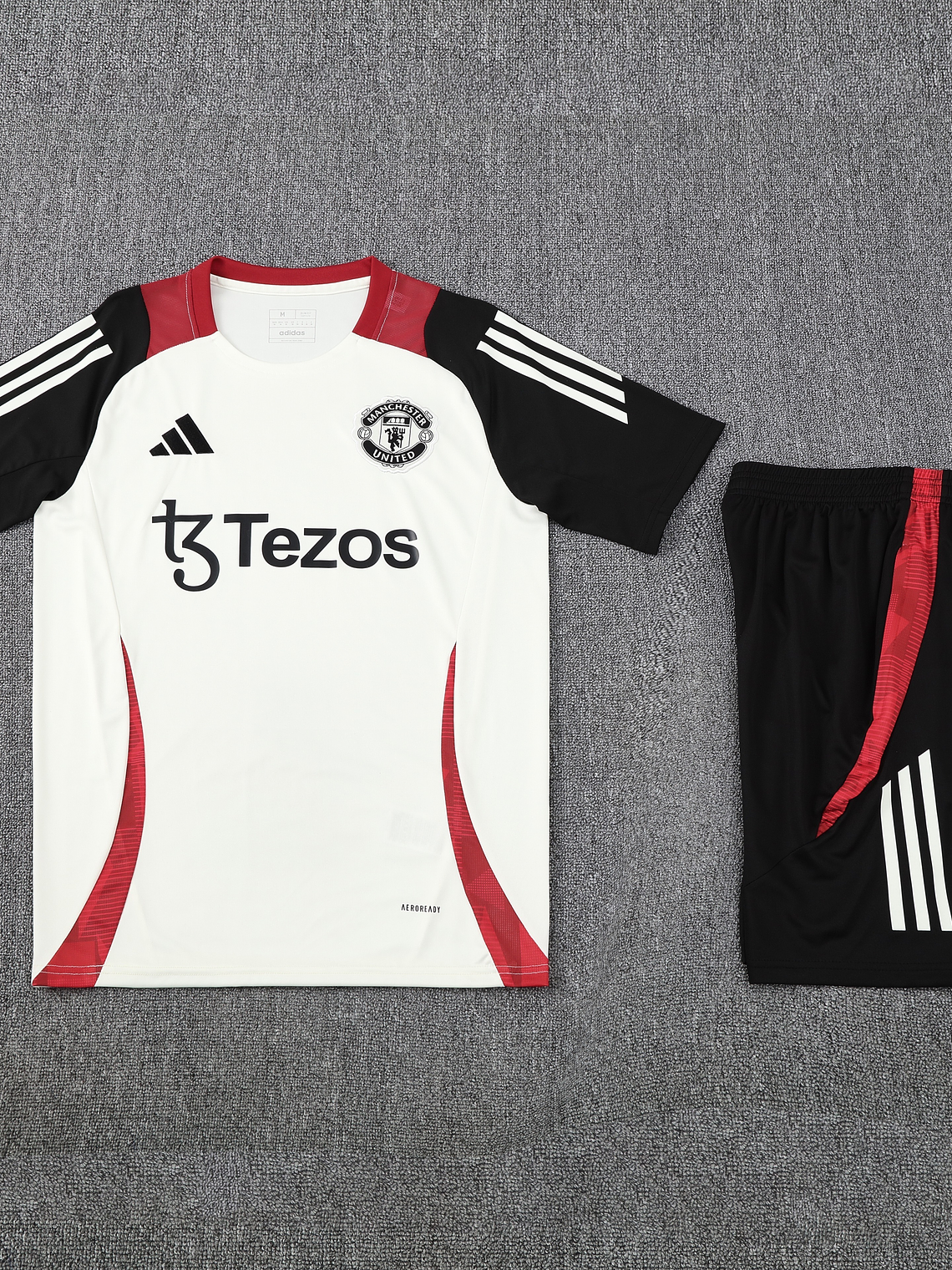 Kit de Treino Manchester Unites 2025/26 2