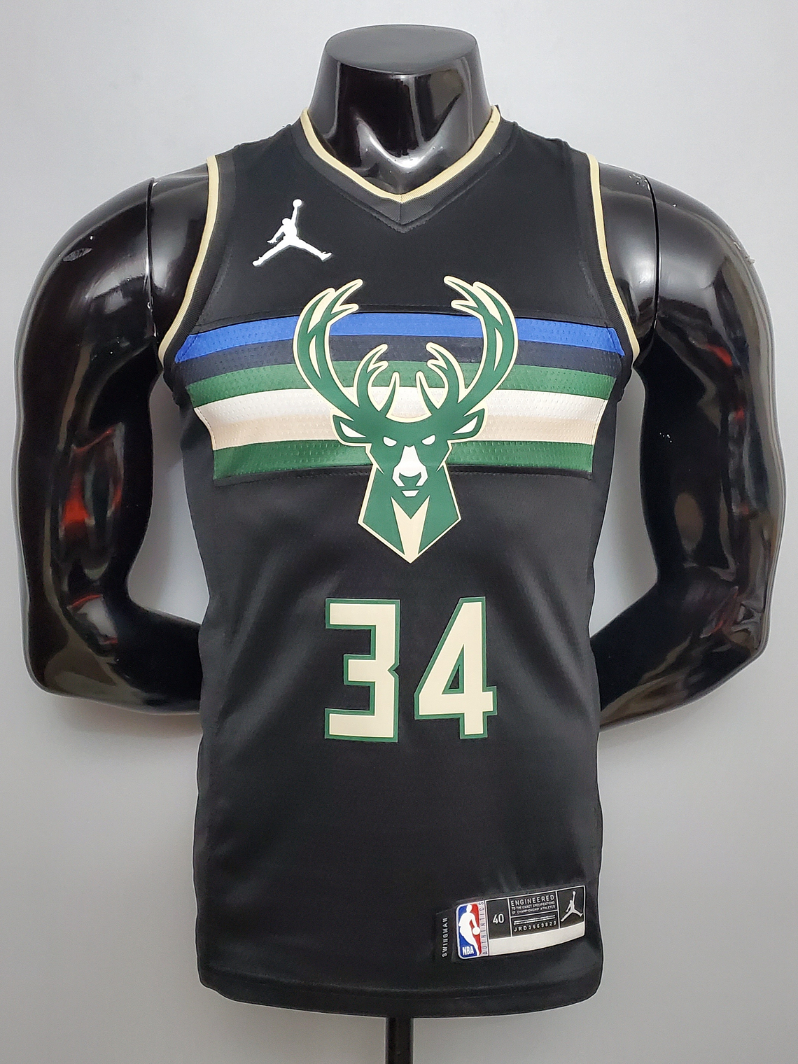 Milwaukee Bucks 1