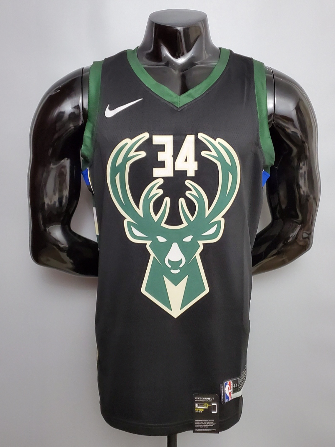 Milwaukee Bucks 1