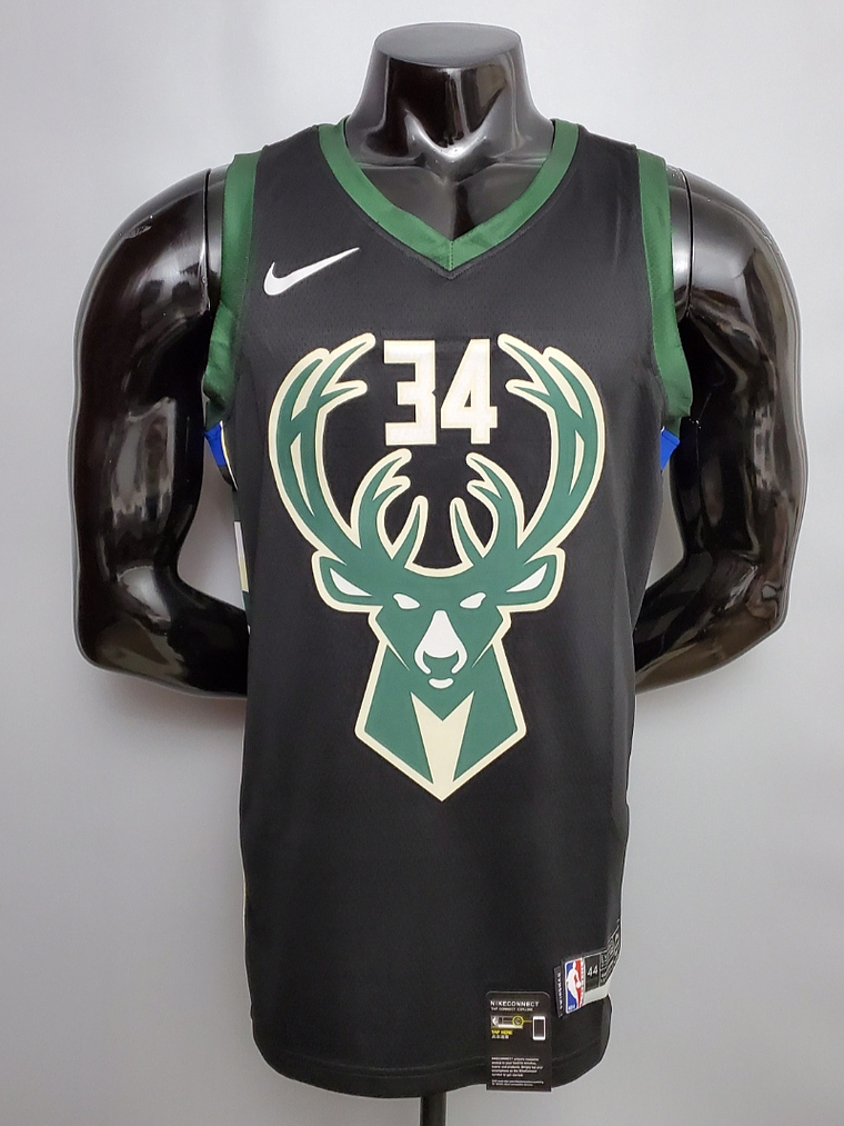 Milwaukee Bucks 1