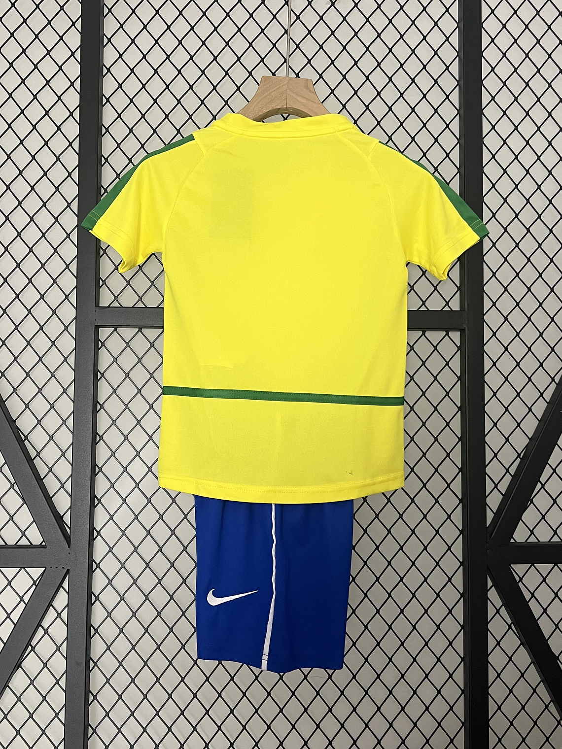 Kit Criança Brasil Principal 2002 2