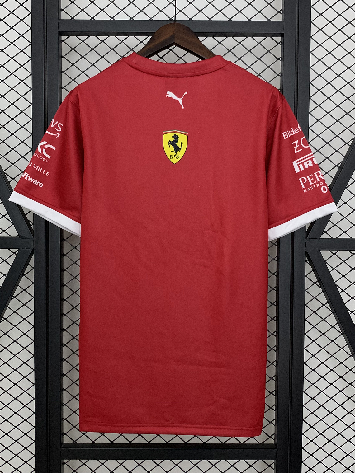 Camisola Ferrari 2025 2