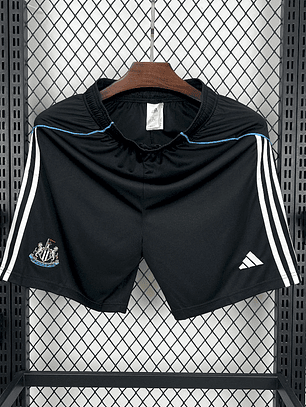 Calções Newcastle Principal 2025/26