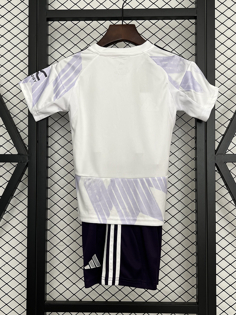 Kit Criança Manchester United Alternativo 2025/26 2