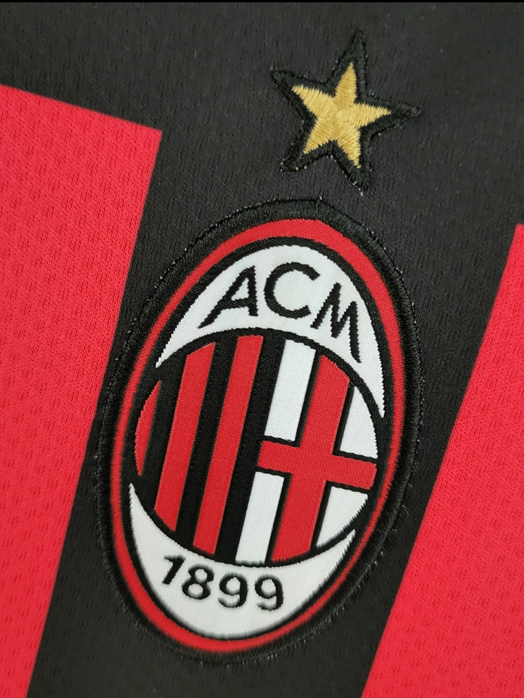 AC Milan Equipamento Principal 2022/23 2