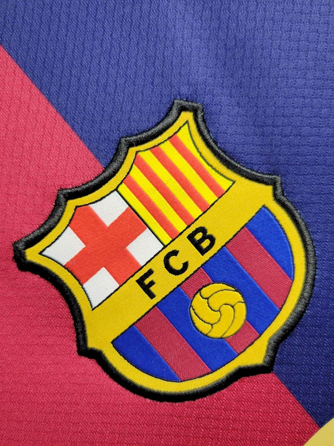 Camisola Barcelona Edição Especial Coldplay 2