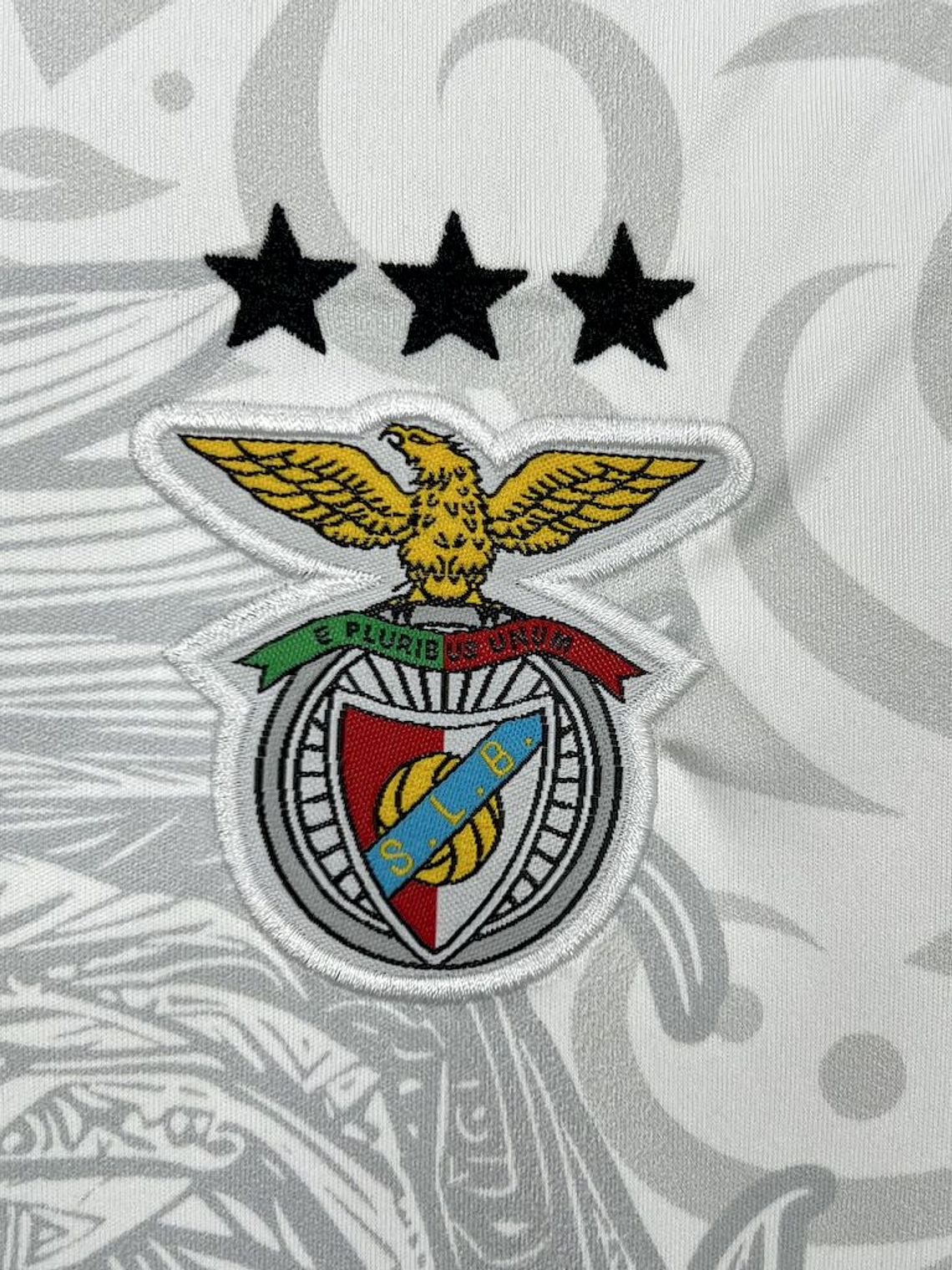 Camisola Benfica Edição Especial 2025 2