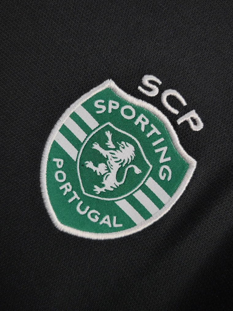 Kit Criança Sporting Quarto 2023/24 2