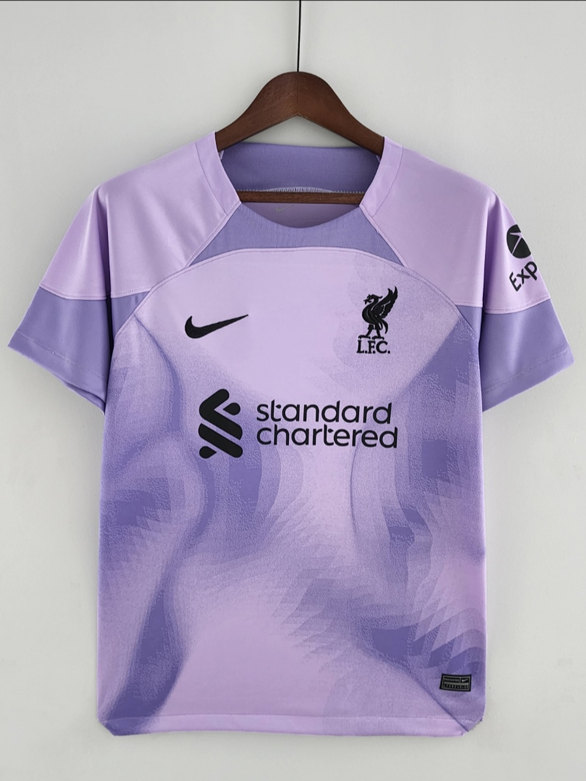 Liverpool Equipamento Guarda Redes 2022/23 1