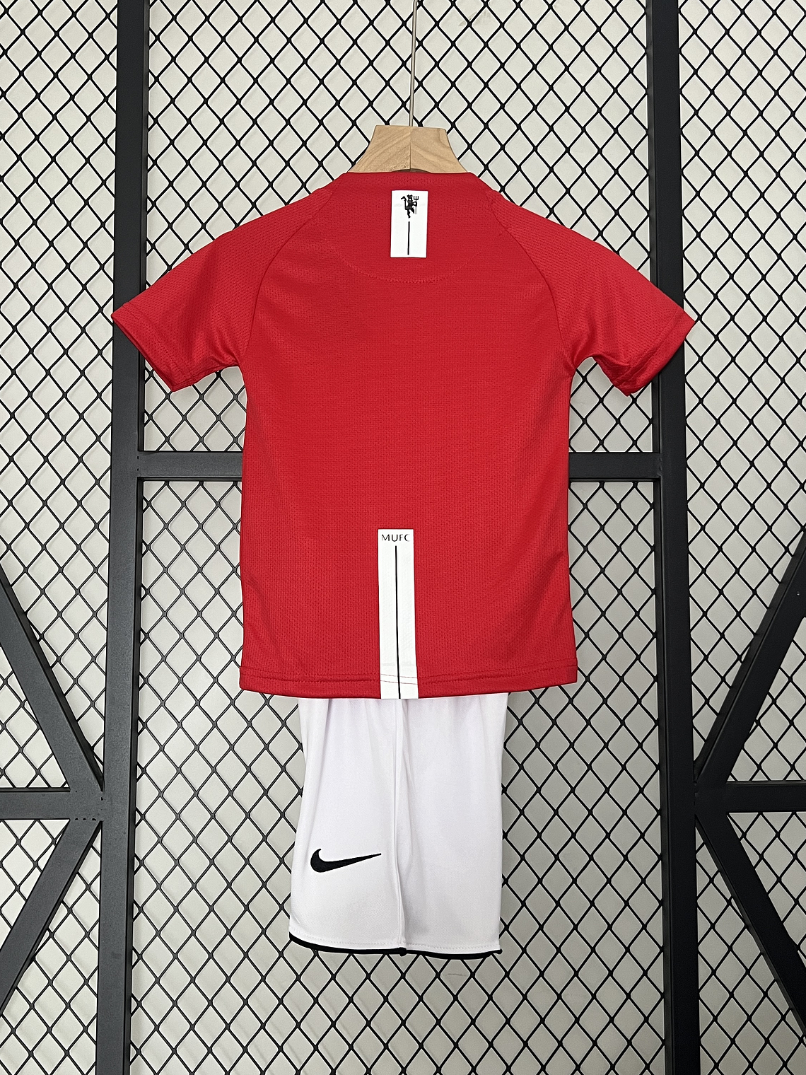 Kit Criança Manchester United Principal 2006/07 2