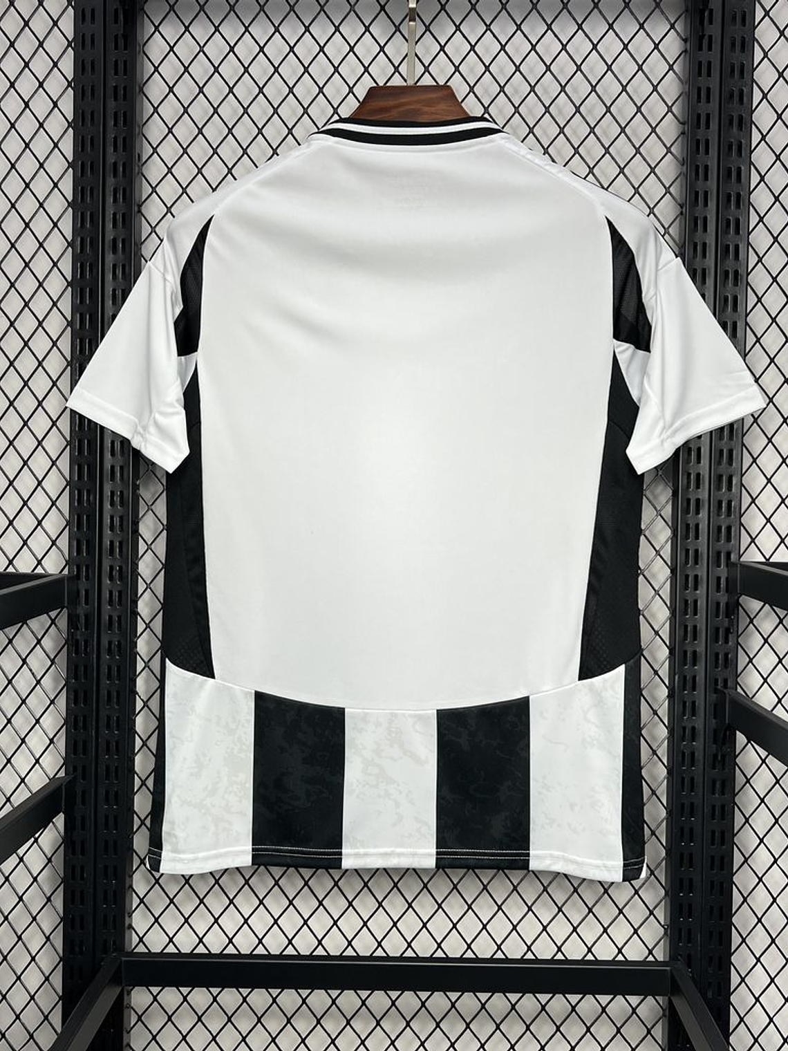 Camisola Juventus Principal 2024/25 3