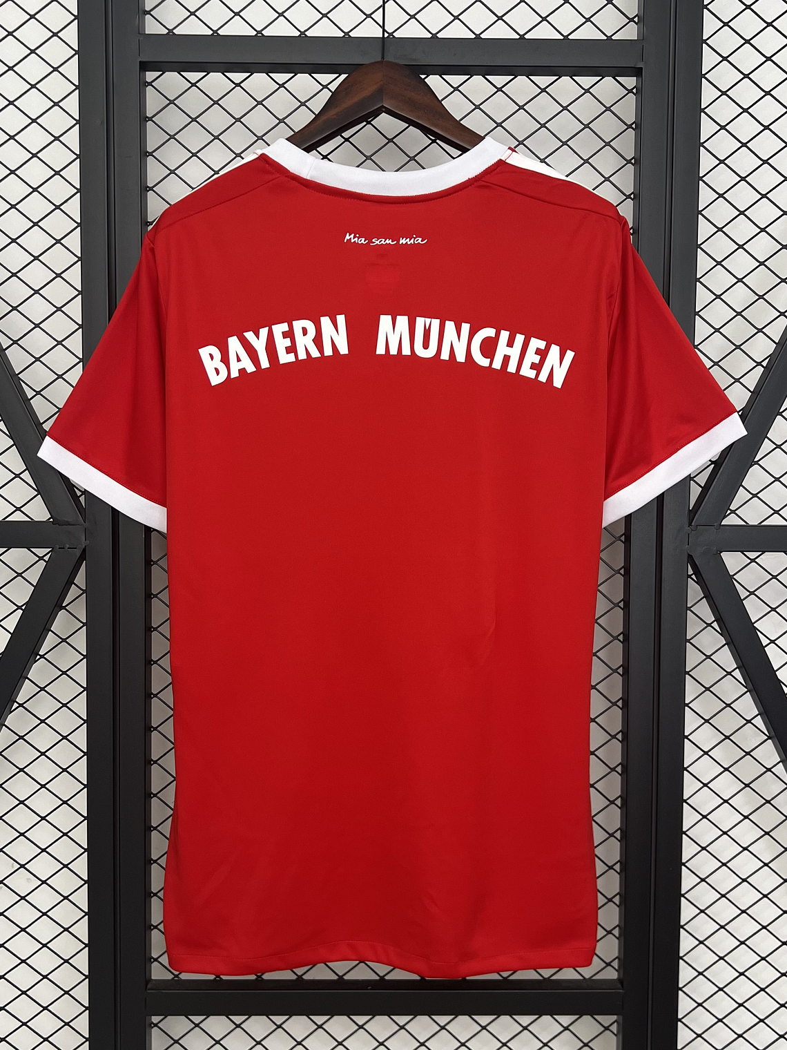Camisola Bayern Munique Principal 2017/18 3