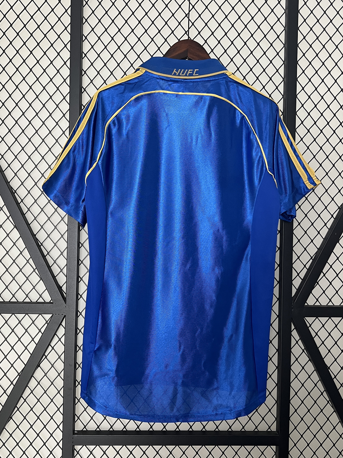 Newcastle Alternativa 98/99  3