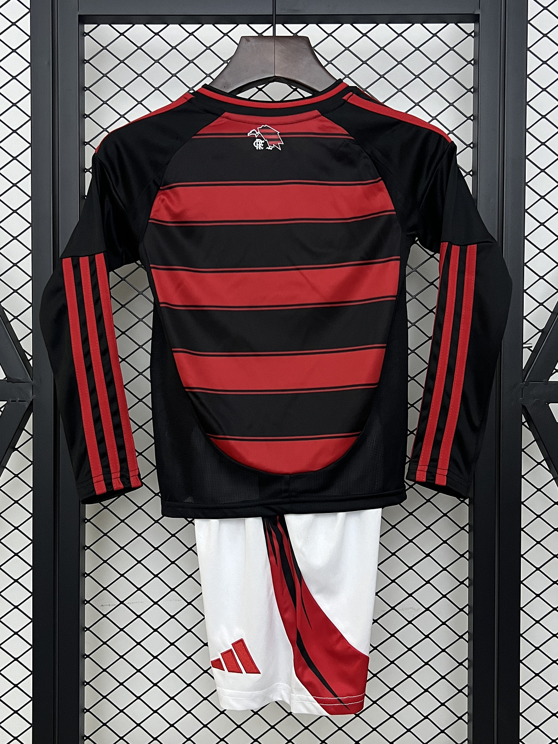 Kit Criança Flamengo Principal Manga Comprida 2025/26 2