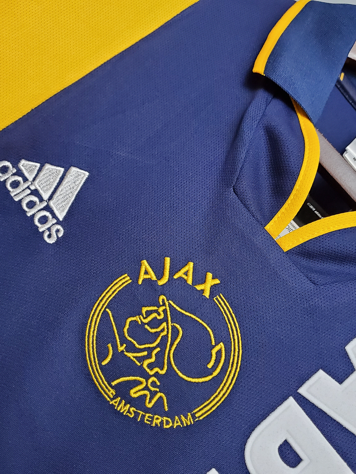 Ajax Alternativa 2000/01 2