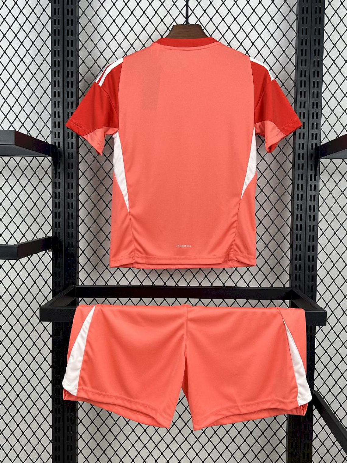 Kit Criança Real Madrid Guarda-redes 2025/26 2