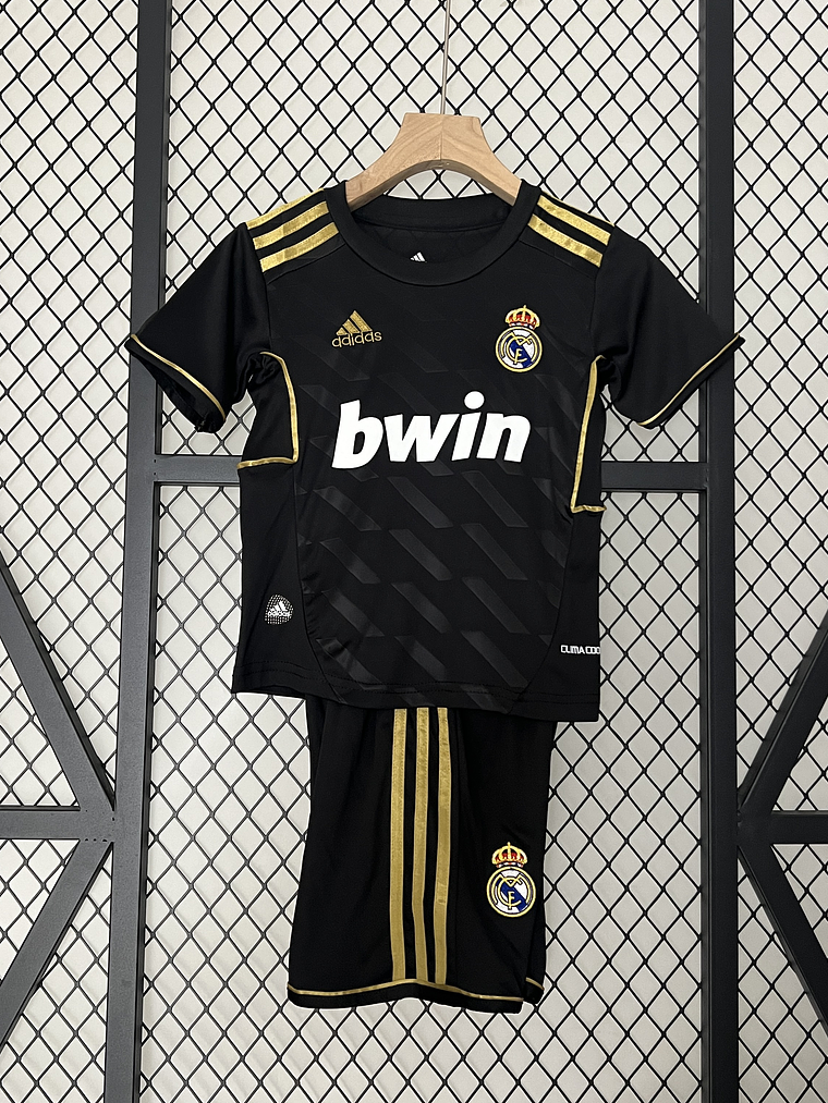 Kit Criança Real Madrid Alternativo 2011/12 1
