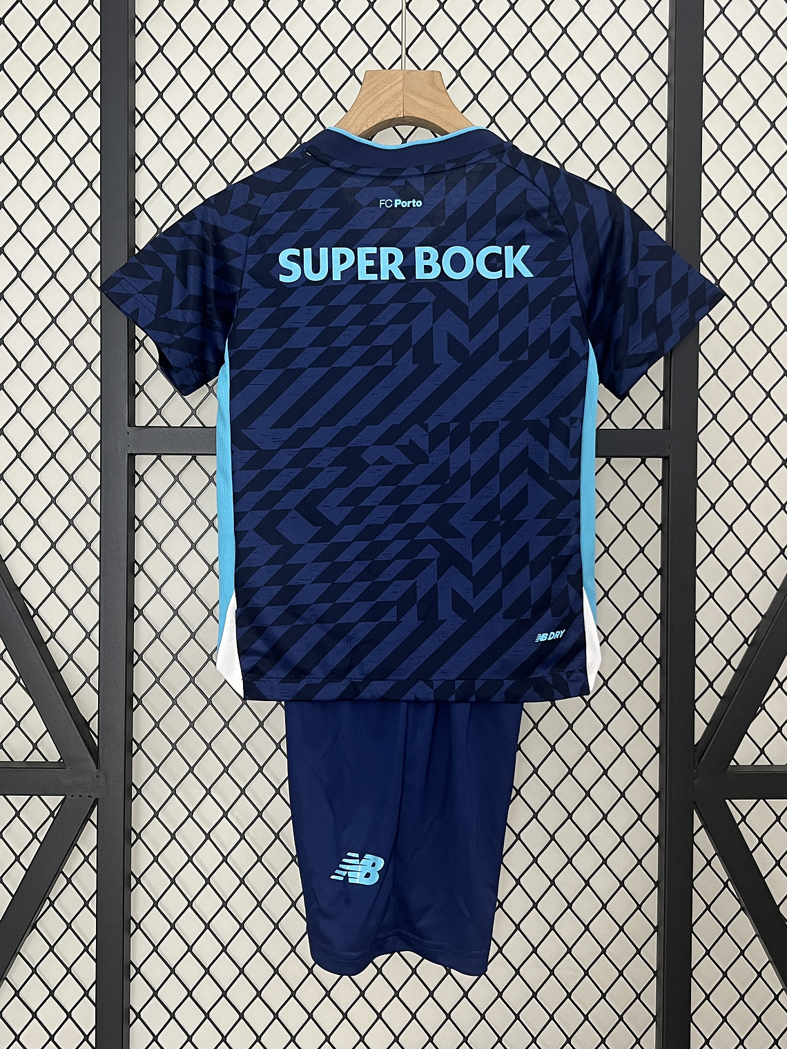 Kit Criança Porto Terceiro 2024/25 2