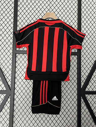 Kit Criança Milan Principal 2006/07