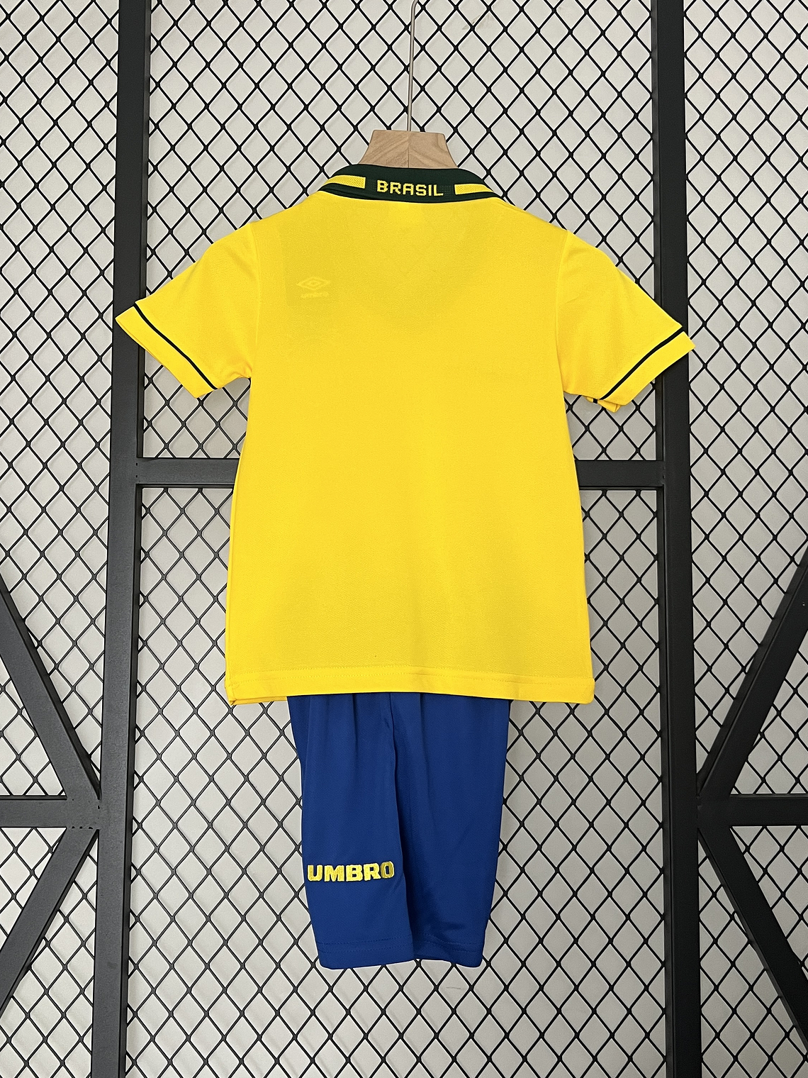 Kit Criança Brasil Principal 1993/94 2