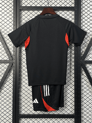 Kit Criança Benfica Treino 2025/26