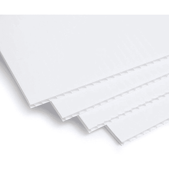 Lamina Coroplast 4mm Blanca 600gr  (122cm x 244cm)