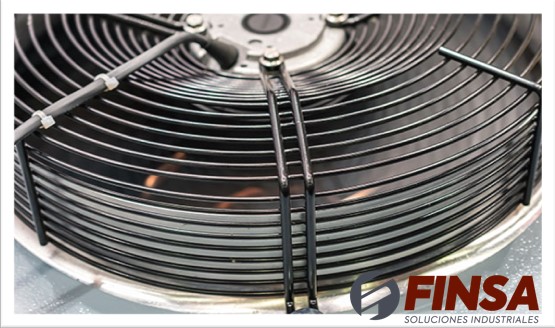 Ventiladores Industriales: Reduce el calor y elimina riesgos.