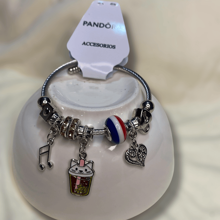 Pulseras estilo Pandora  2