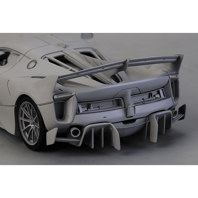 Ferrari FXXK EVO 1:24 10