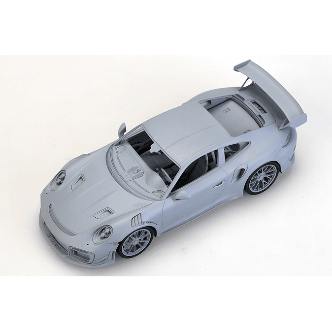 Porsche 911 Carrera (992) GT2RS 2