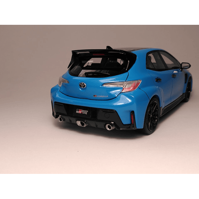 Cyan Splash Toyota 3