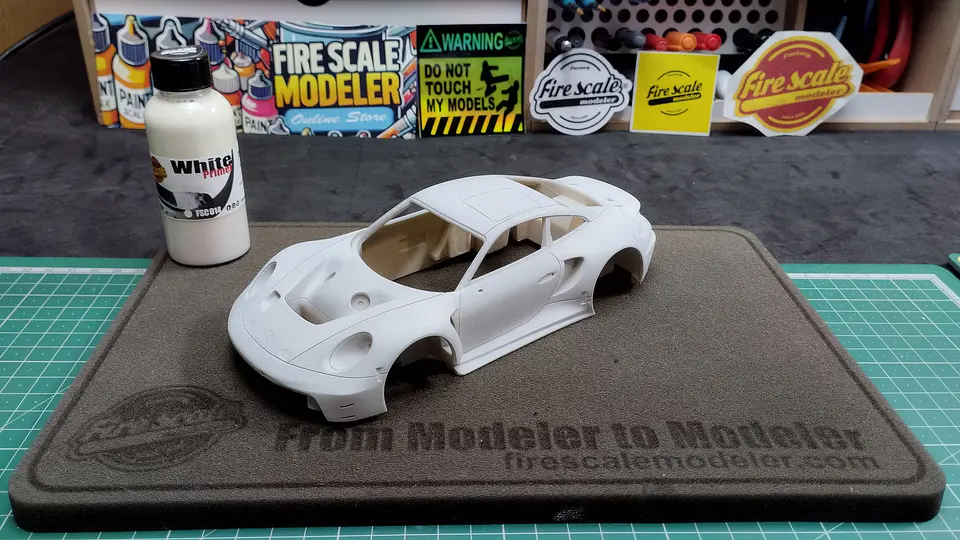 Lacquer Primer White 2