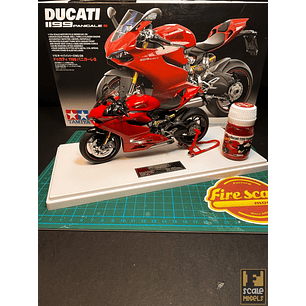 Ducati 1199 Panigale Rosso Red