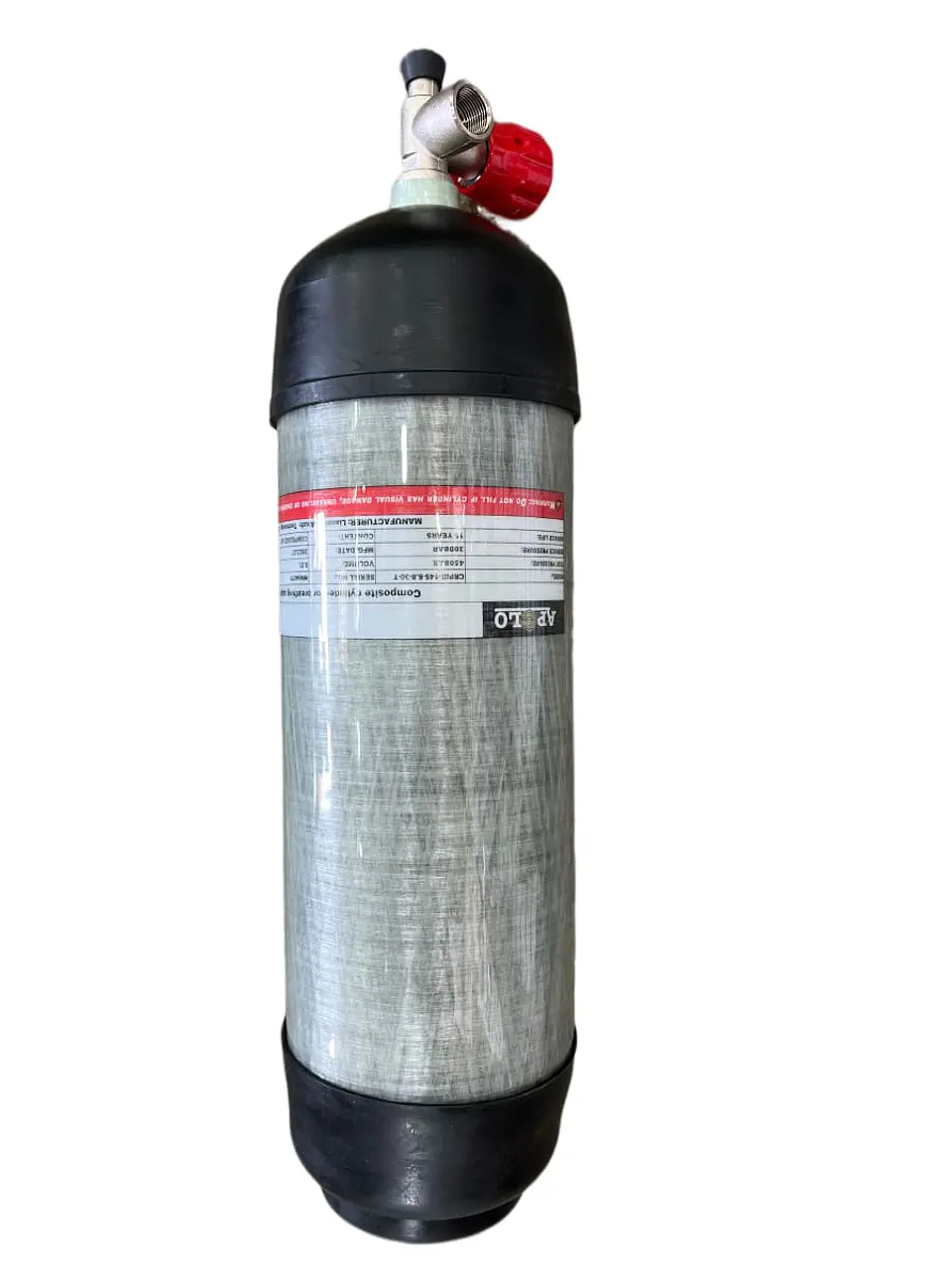SCUBA APOLO 6.8 ltrs Fibra de Carbono con DIN con Manómetro 1