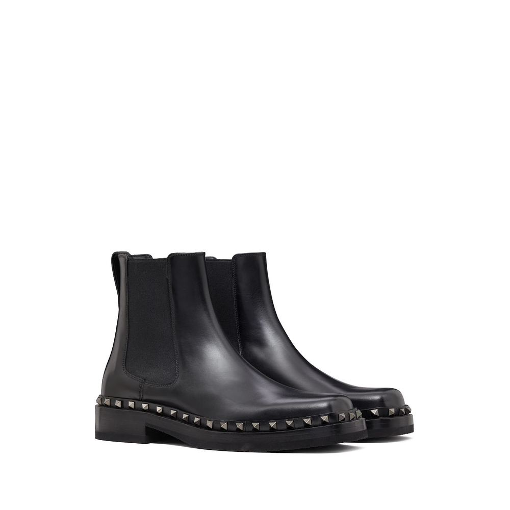 M-Way Rockstud leather ankle boots