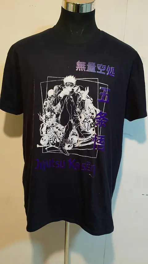 Polera Gojo Dark Jujutsu Kaisen