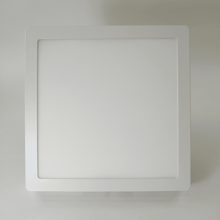 Foco panel LED 18w sobrepuesto cuadrado luz fria 1