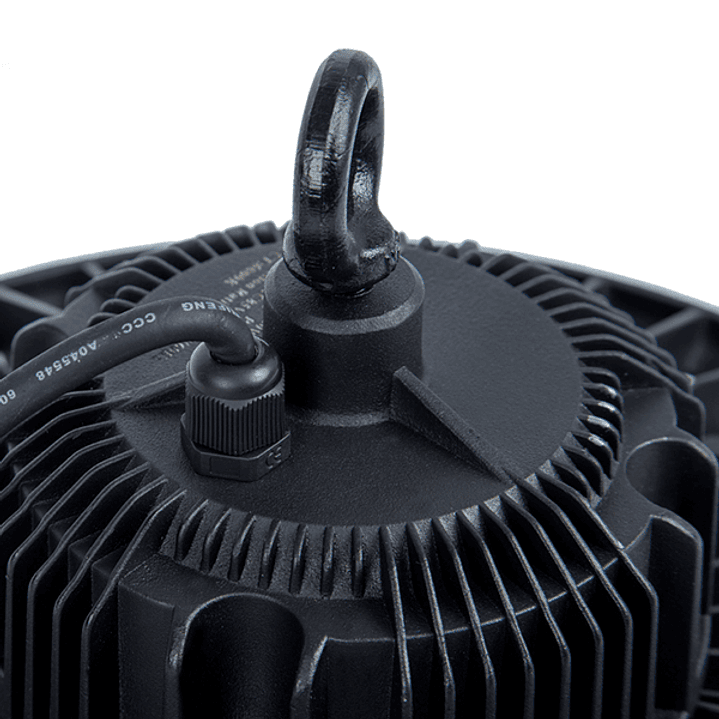 Campana LED tipo UFO Light 300w luz fría 4